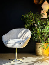 Load image into Gallery viewer, Zodiac Style Swivel Chair