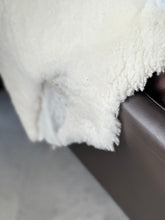 Load image into Gallery viewer, Sheep Skin 100% Pure Wool