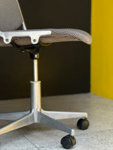 Load image into Gallery viewer, Swivel Desk Chair DSC108 by Giancarlo Piretti for Anonima Castelli