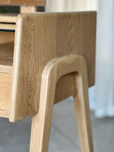 Load image into Gallery viewer, Mid-Century Oak Dressing Table