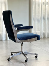 Load image into Gallery viewer, Cast Aluminium Rolling Office Chairs