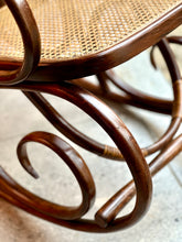 Load image into Gallery viewer, Vintage Bentwood Rocker