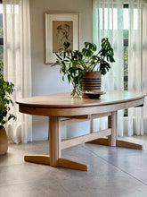 Load image into Gallery viewer, Mid-Century Dining Room Set