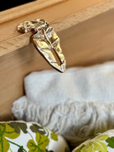 Load image into Gallery viewer, Retro Oak Kist