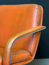Load image into Gallery viewer, Vintage "Geoffrey Harcourt" Artifort Swivel Chair