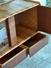 Load image into Gallery viewer, Retro "Frystark" Sideboard