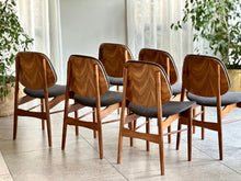 Load image into Gallery viewer, Set of 6 Dining Chairs | South Africa | Circa 1960s