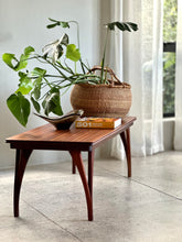 Load image into Gallery viewer, Wishbone Style Coffee Table