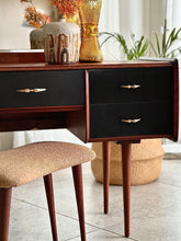 Load image into Gallery viewer, Aristocraft Mahogany Dresser With Mirror