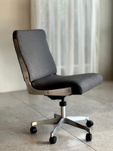 Load image into Gallery viewer, Cast Aluminium Rolling Office Chairs