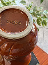 Load image into Gallery viewer, Retro Brown Vase