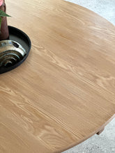 Load image into Gallery viewer, Oak Six Seater Dining Set