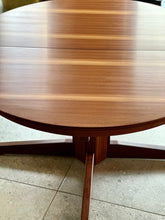 Load image into Gallery viewer, DS Vorster Round Extendable Table & Six Matching Chairs