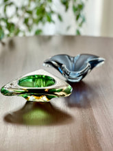 Load image into Gallery viewer, Murano Glass Bowl