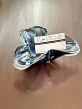 Load image into Gallery viewer, Murano Glass Bowl