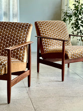Load image into Gallery viewer, Pair of Mid-Century Lounge Chairs | Attributed to Knoll Antimott