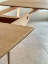 Load image into Gallery viewer, Grand Windsor, Ercol Model 444, Extendable Dining Table