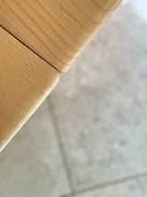 Load image into Gallery viewer, Grand Windsor, Ercol Model 444, Extendable Dining Table