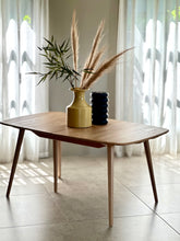 Load image into Gallery viewer, Grand Windsor, Ercol Model 444, Extendable Dining Table