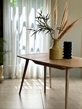 Load image into Gallery viewer, Grand Windsor, Ercol Model 444, Extendable Dining Table