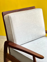 Load image into Gallery viewer, Mid-Century Occasional Armchair