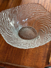 Load image into Gallery viewer, Finnish Pertti Kallioinen Glass Bowl