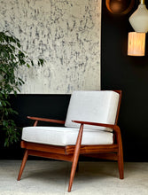 Load image into Gallery viewer, Mid-Century Occasional Armchair