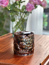 Load image into Gallery viewer, Fish Pattern Retro Ashtray