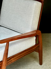 Load image into Gallery viewer, Mid-Century Occasional Armchair