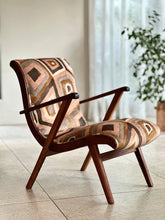 Load image into Gallery viewer, Curved Armchair