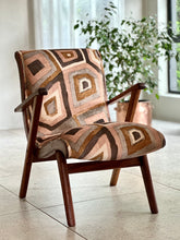 Load image into Gallery viewer, Curved Armchair