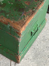 Load image into Gallery viewer, Wooden Vintage Trunk
