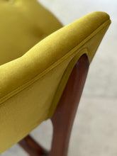 Load image into Gallery viewer, Mid-Century Curved Couch