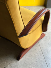 Load image into Gallery viewer, Classic Banana Rocking Chair