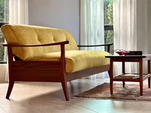 Load image into Gallery viewer, Mid-Century Grafton Everest Couch