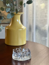 Load image into Gallery viewer, Vintage Art Glass Trivet