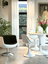 Load image into Gallery viewer, Earo Aarnio Style, Retro Semi-Ball Chair