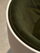Load image into Gallery viewer, Earo Aarnio Style, Retro Semi-Ball Chair