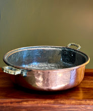 Load image into Gallery viewer, Vintage Copper Bowel/Planter