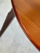 Load image into Gallery viewer, Vintage Kenbow Extendable Dining Table