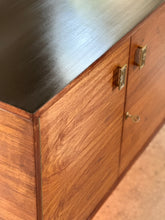 Load image into Gallery viewer, Retro Sideboard