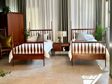 Load image into Gallery viewer, MCM Bed & Base - DS Vorster (Single)