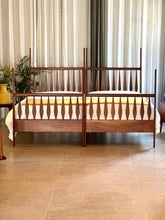 Load image into Gallery viewer, MCM Bed & Base - DS Vorster (Single)
