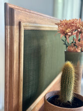 Load image into Gallery viewer, Vintage Queen Size Headboard With Pedestals