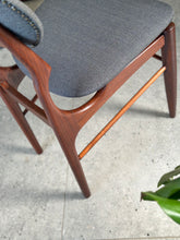 Load image into Gallery viewer, Set Of Four, Mid-Century Scandinavian-style Dining Chairs