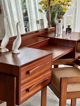 Load image into Gallery viewer, Torrente Dresser With Mirror & Stool