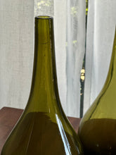 Load image into Gallery viewer, Teardrop Art Glass Vase