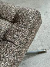 Load image into Gallery viewer, Retro Zodiac Swivel Chair With Footstool