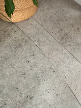 Load image into Gallery viewer, Circular Black & Glass Top Coffee Table