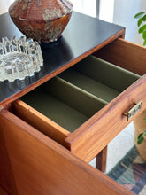 Load image into Gallery viewer, Retro Sideboard